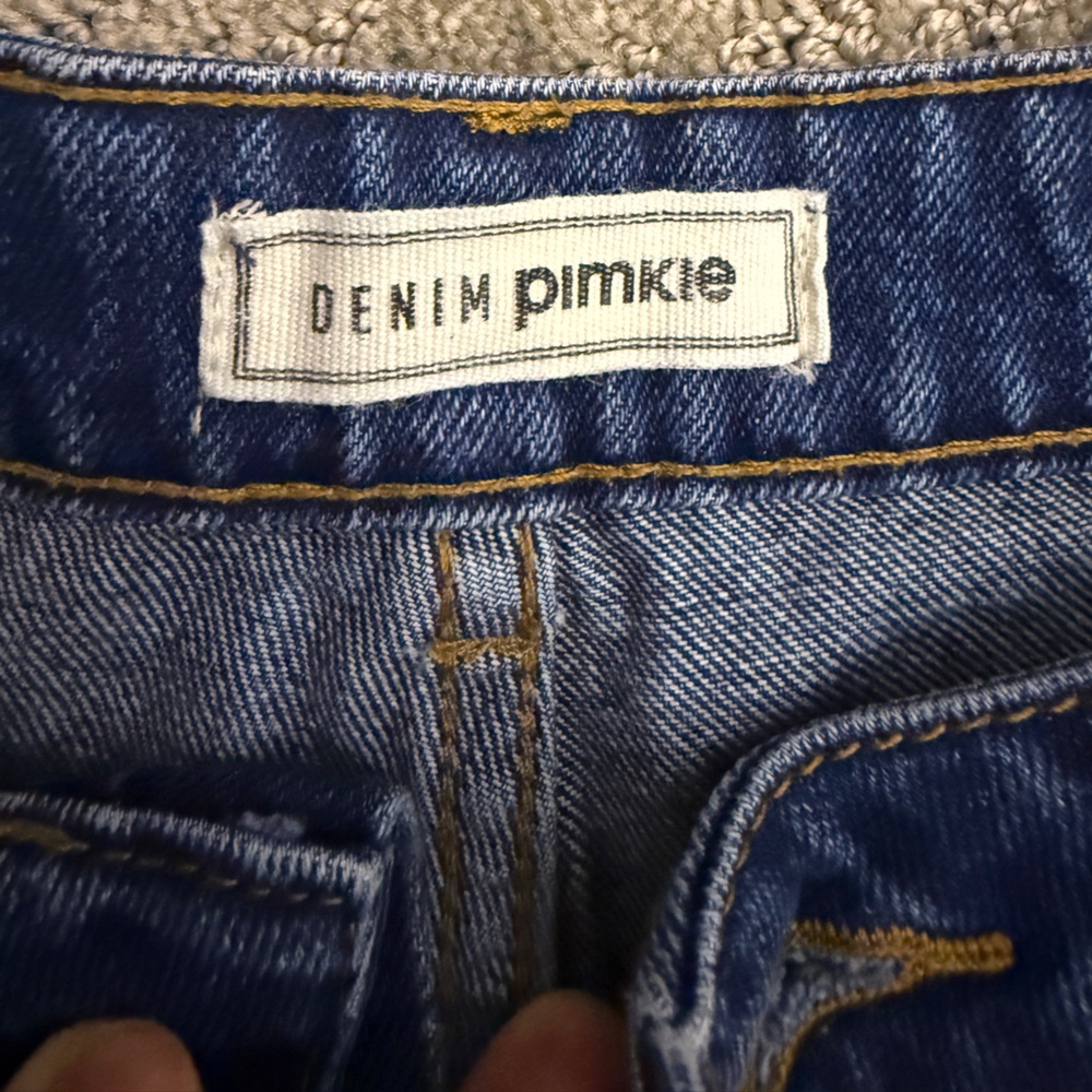 Blue High Rise Jeans with Distressed Hem - Picture 3 of 4